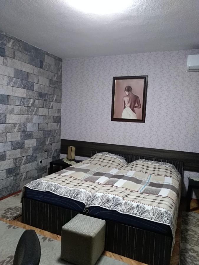 Appartamento Durmitor Kumanovo Esterno foto